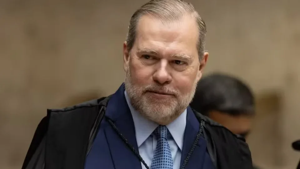 TSE endurece regra sobre redes sociais e decisão contra Renan Santos pode atingir 2,7 mil candidatos