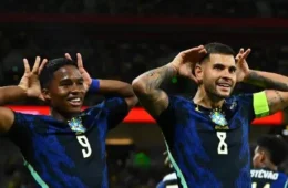Brasil vence Austrália por 4 a 2 e reage após levar virada no primeiro tempo