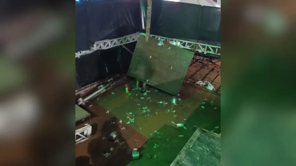Camarote desaba durante rodeio em SP e deixa 24 pessoas feridas