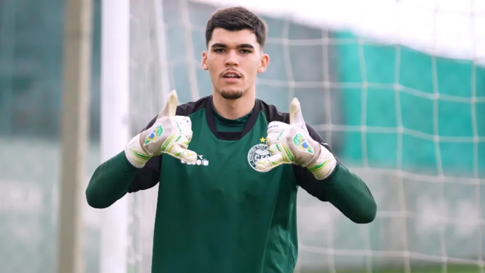 Pedro Morisco encerra jejum do Coritiba na Seleção