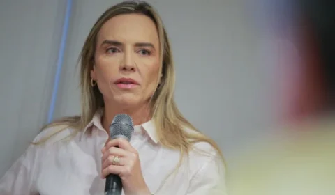 Oposição protocola pedido de impeachment contra Celina Leão na CLDF