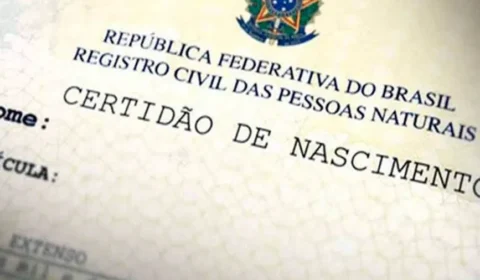 Justiça de SP nega pedido de homem para retirar sobrenome “Flor” após alegação de piadas