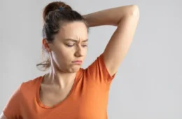 O que você come pode mudar a aparência e até o cheiro do corpo, aponta revisão de estudos