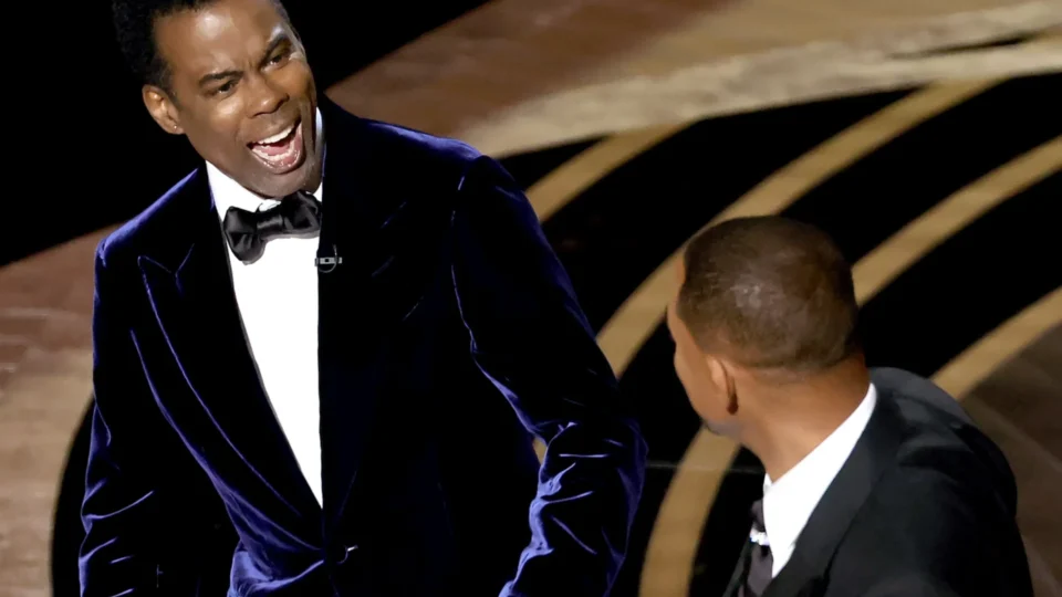 Chris Rock revela única condição para voltar ao Oscar após tapa de Will Smith