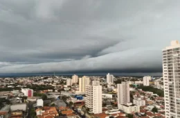 Interior de SP entra em alerta para tempestades, granizo e possível tornado