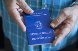 Desemprego fica em 5,3% em agosto e Brasil bate recorde de 103,5 milhões de ocupados