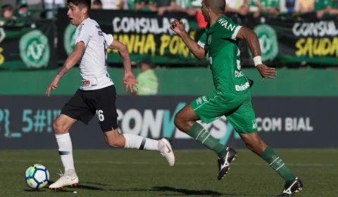 Corinthians x Chapecoense: onde assistir ao vivo, horário e escalações pelo Brasileirão