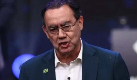 Augusto Cury diz que pode apoiar Flávio no 2º turno se candidato esclarecer caso Dark Horse