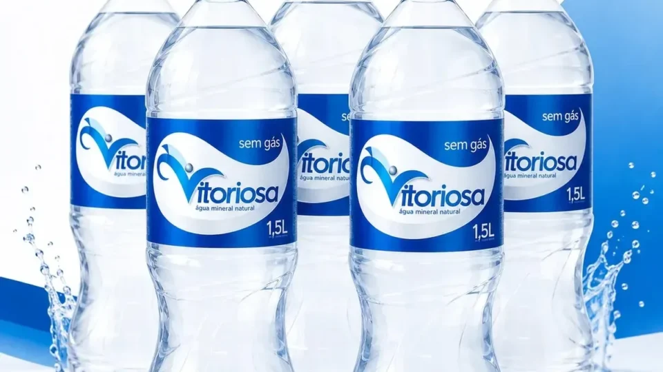 Anvisa interdita lote de água mineral Vitoriosa após detectar coliformes