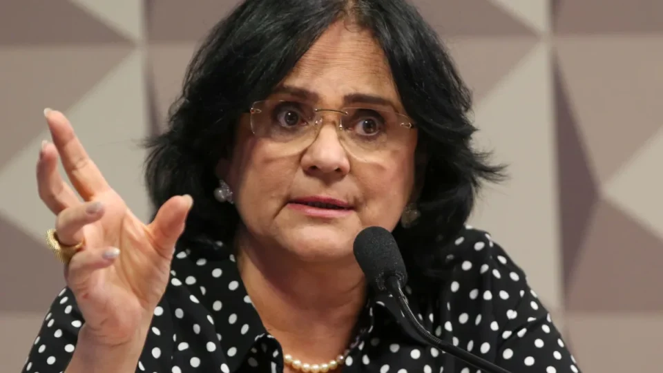 Damares pede convocação de Moraes, Gonet, Andrei Rodrigues, Vorcaro e Viviane Barci em pedido de impeachment