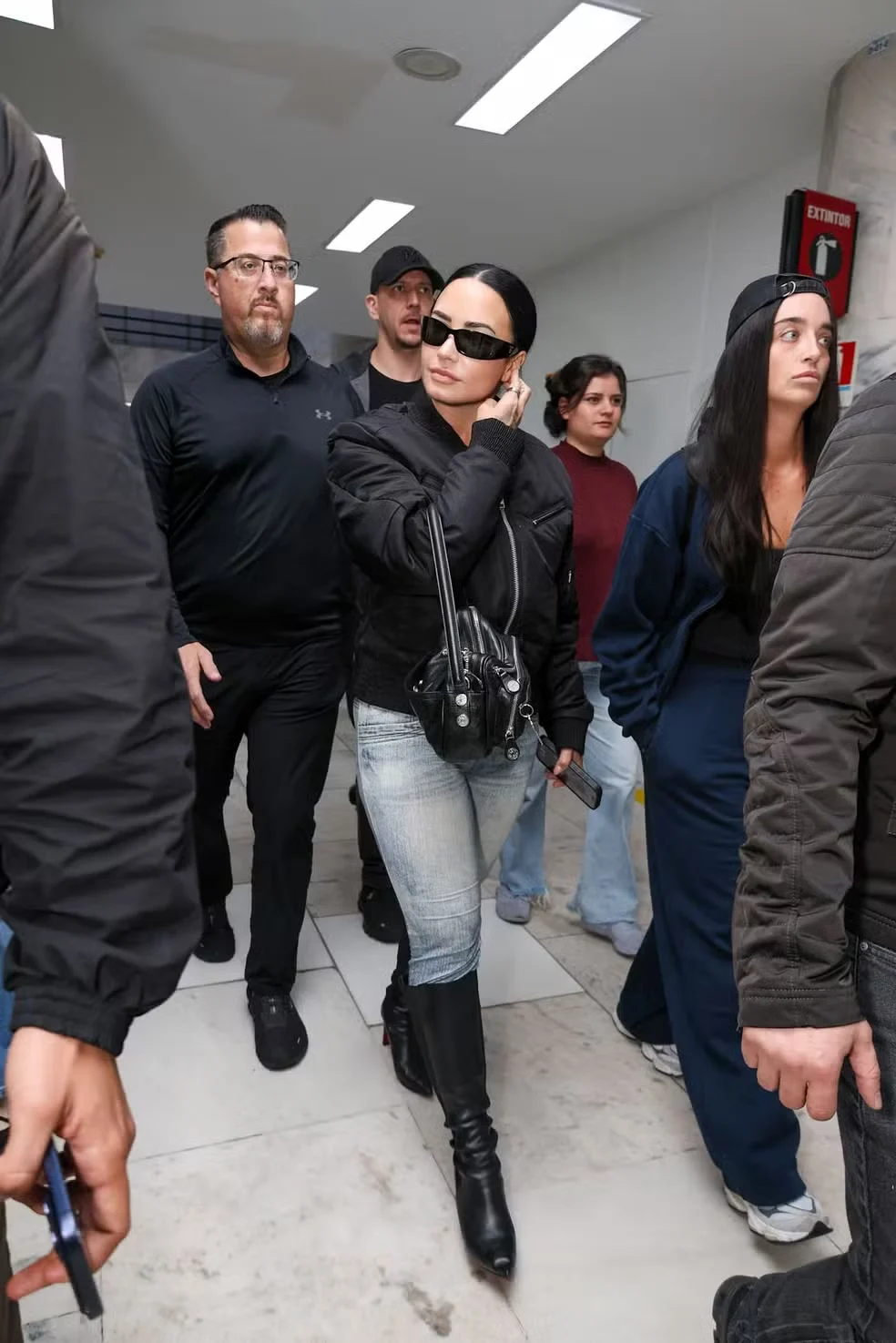 A passagem pelo Brasil também inclui a participação da artista no Rock in Rio, realizado no Rio de Janeiro. Demi se apresentou no festival no dia 12 de setembro.
