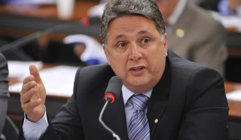 Garotinho vira desafio para estratégia de Paes na disputa pelo governo do Rio
