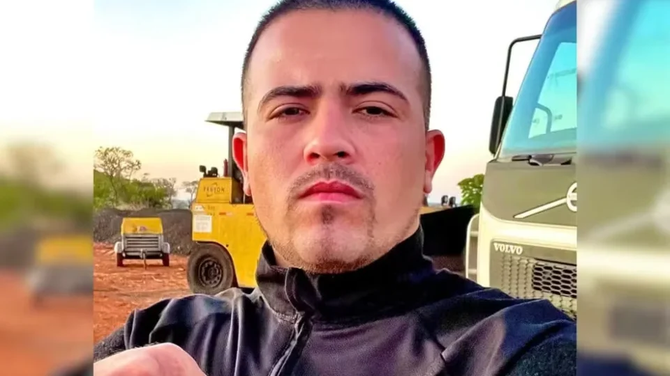 Jovem de 29 anos morre após cair de barco durante pescaria com o pai em MS