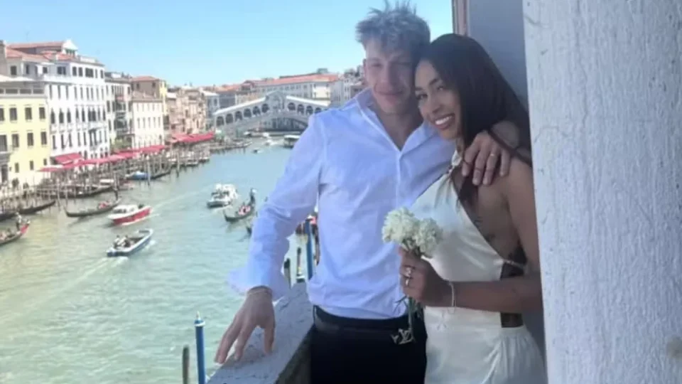 Brasileira desaparece em Veneza após acidente com barco; ela havia se casado há três meses