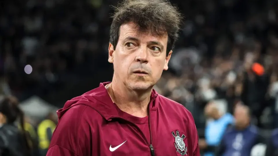 Diniz tenta encerrar sequência de cinco derrotas no Brasileirão para aliviar pressão no Corinthians