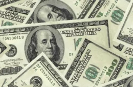 Dólar sobe a R$ 5,14 e Ibovespa cai 0,41% após semana de decisões sobre juros