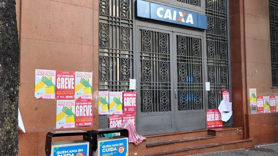 Lotofácil da Independência pode pagar R$ 300 milhões, mas greve da Caixa ameaça resgate do prêmio