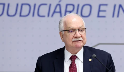 Fachin avalia antecipar voto e pode acelerar decisão sobre investigação contra Moraes no STF