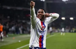 Toulouse FC enfrenta Lyon com Endrick titular e pressão no jogo