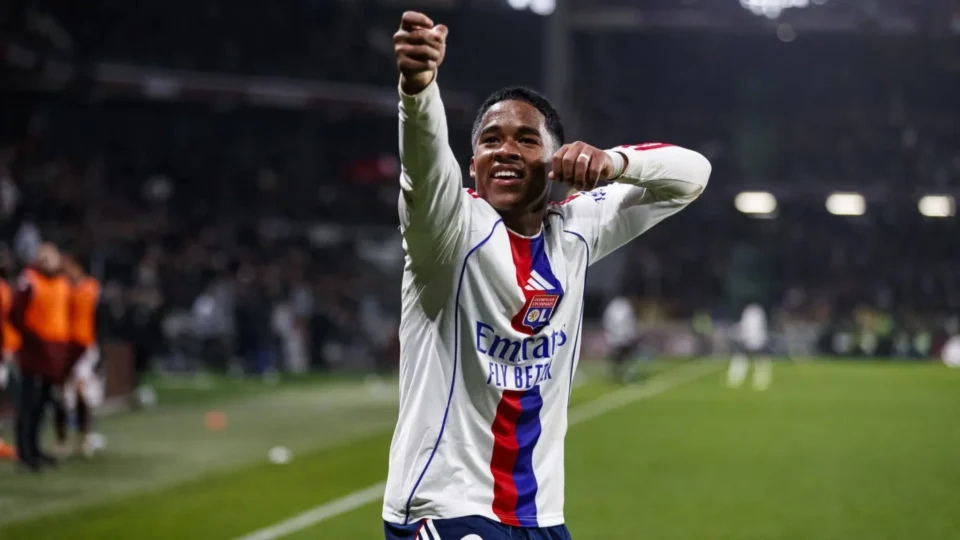 Toulouse FC enfrenta Lyon com Endrick titular e pressão no jogo