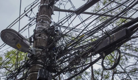 Justiça reconhece falhas da Enel em apagão que deixou 2,2 milhões de imóveis sem luz