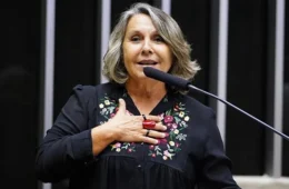 Quem é Erika Kokay? Conheça a candidata ao Senado pelo Distrito Federal