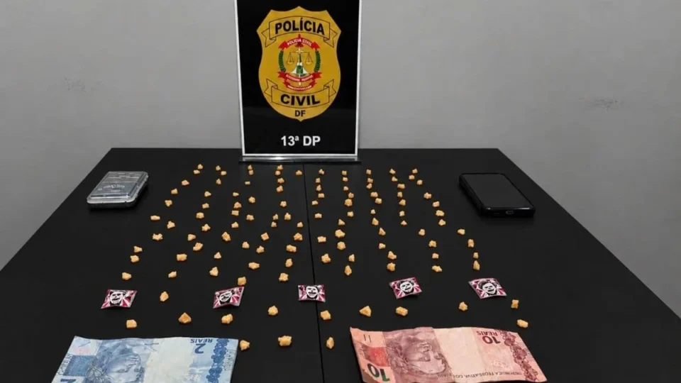 Homem é preso com mais de 100 pedras de crack perto de restaurante comunitário no DF