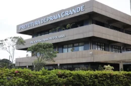 Prefeitura de Praia Grande é alvo de operação que investiga esquema ligado ao PCC