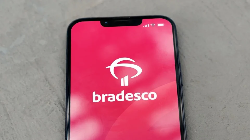 Bradesco enfrenta instabilidade nesta quinta e clientes não conseguem acessar contas pelo site