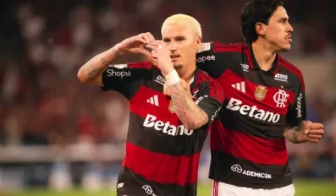 Flamengo vence Bragantino por 2 a 1 e abre três pontos na liderança do Brasileirão