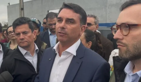 Flávio Bolsonaro chama Moraes de “laranja podre” e defende investigação no STF