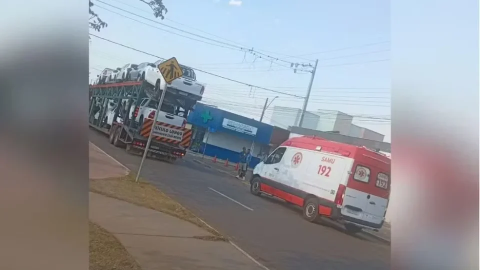 Motorista tenta retirar fio preso em caminhão-cegonha e morre eletrocutado no Tocantins