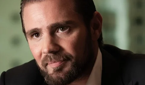 Mensagens indicam que Vorcaro pediu sigilo sobre possível jantar com Jair e Flávio Bolsonaro