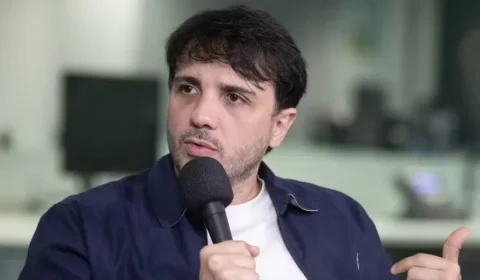 Renan Santos elogia afastamento de chefe da PF por Mendonça: “Fez bem”