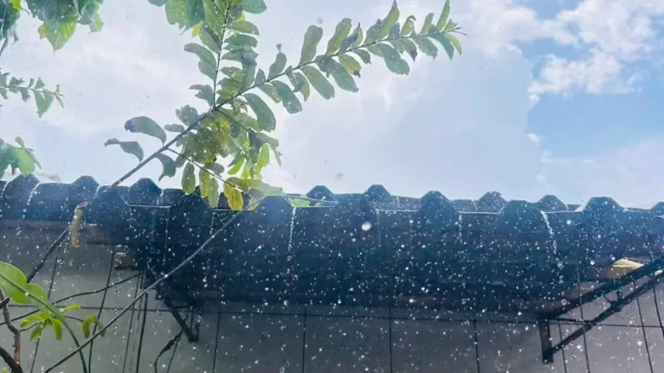 Chuva volta a Manaus após 16 dias de tempo seco e calor intenso