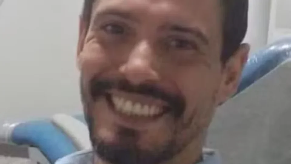 Mulher descobre HIV após namoro e acusa dentista de transmissão intencional em Rondônia
