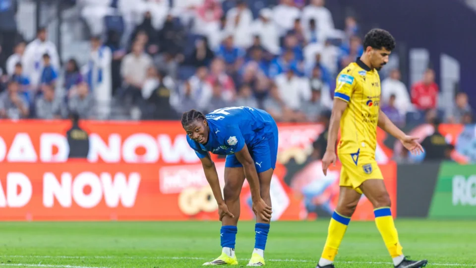 Al Hilal domina Al Taawoun e vence por 3 a 0 no primeiro tempo pelo Campeonato Saudita