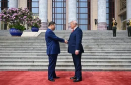 Trump diz que inteligência artificial será tema central de reunião com Xi Jinping