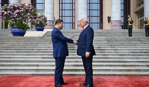Trump diz que inteligência artificial será tema central de reunião com Xi Jinping