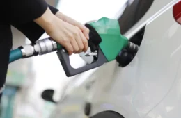 Gasolina com 35% de etanol pode danificar o carro? Veja quais peças exigem atenção