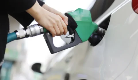 Gasolina com 35% de etanol pode danificar o carro? Veja quais peças exigem atenção