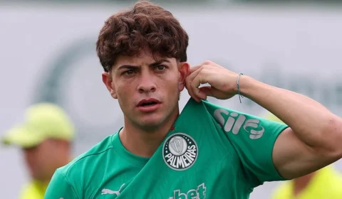 Giay revela conselho que deu a Neymar durante clássico entre Santos e Palmeiras