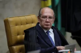 Gilmar Mendes pede a Fachin análise conjunta de relatório sobre Mendonça e sugere adiar sessão do STF