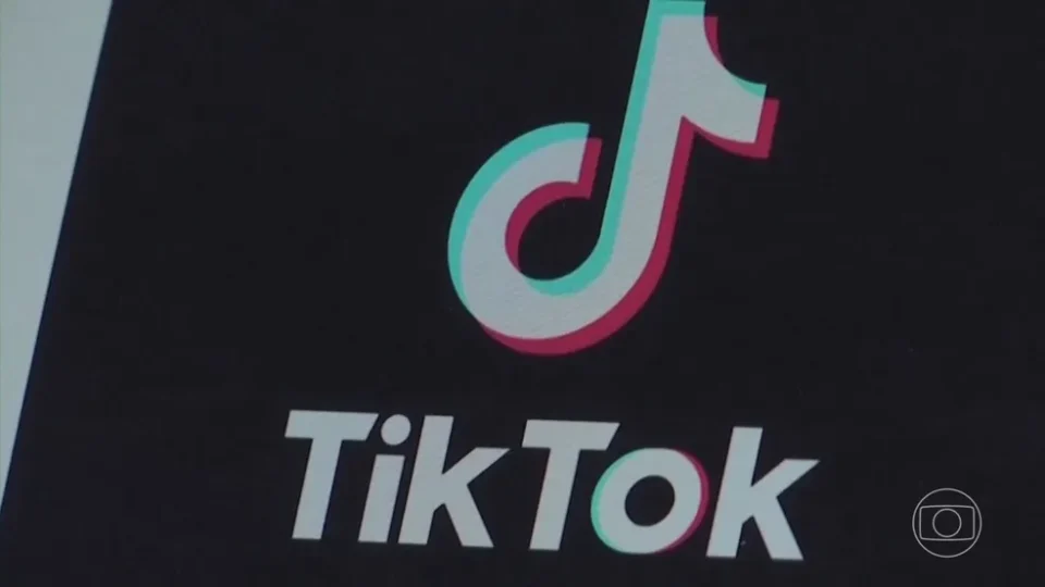 IA encontra falhas no TikTok e permite acesso à câmera e fotos de celular em teste de segurança