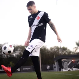 Vasco x Corinthians esquenta luta contra queda no Brasileirão