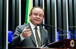 Após problema em viagem aérea, equipe de Zequinha Marinho nega desaparecimento do senador