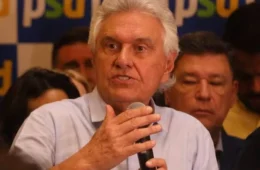 Caiado deixa hospital após pneumonia e diz que vai reduzir ritmo da campanha