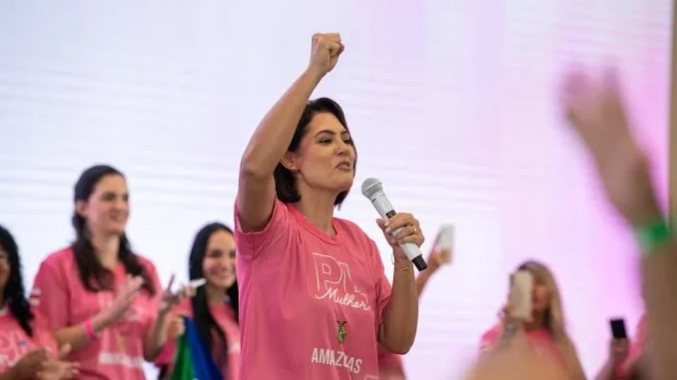 Michelle lidera corrida ao Senado no DF com 27,9%, aponta Igape
