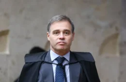 PF vê Alcolumbre como alvo de Mendonça e aumenta tensão dentro do STF