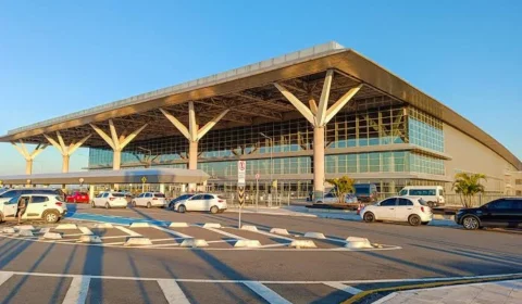 Falha de energia trava embarques e provoca atrasos em voos no Aeroporto de Viracopos